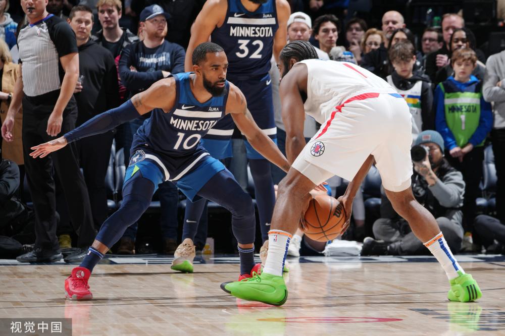 他在比赛中 他在比赛中