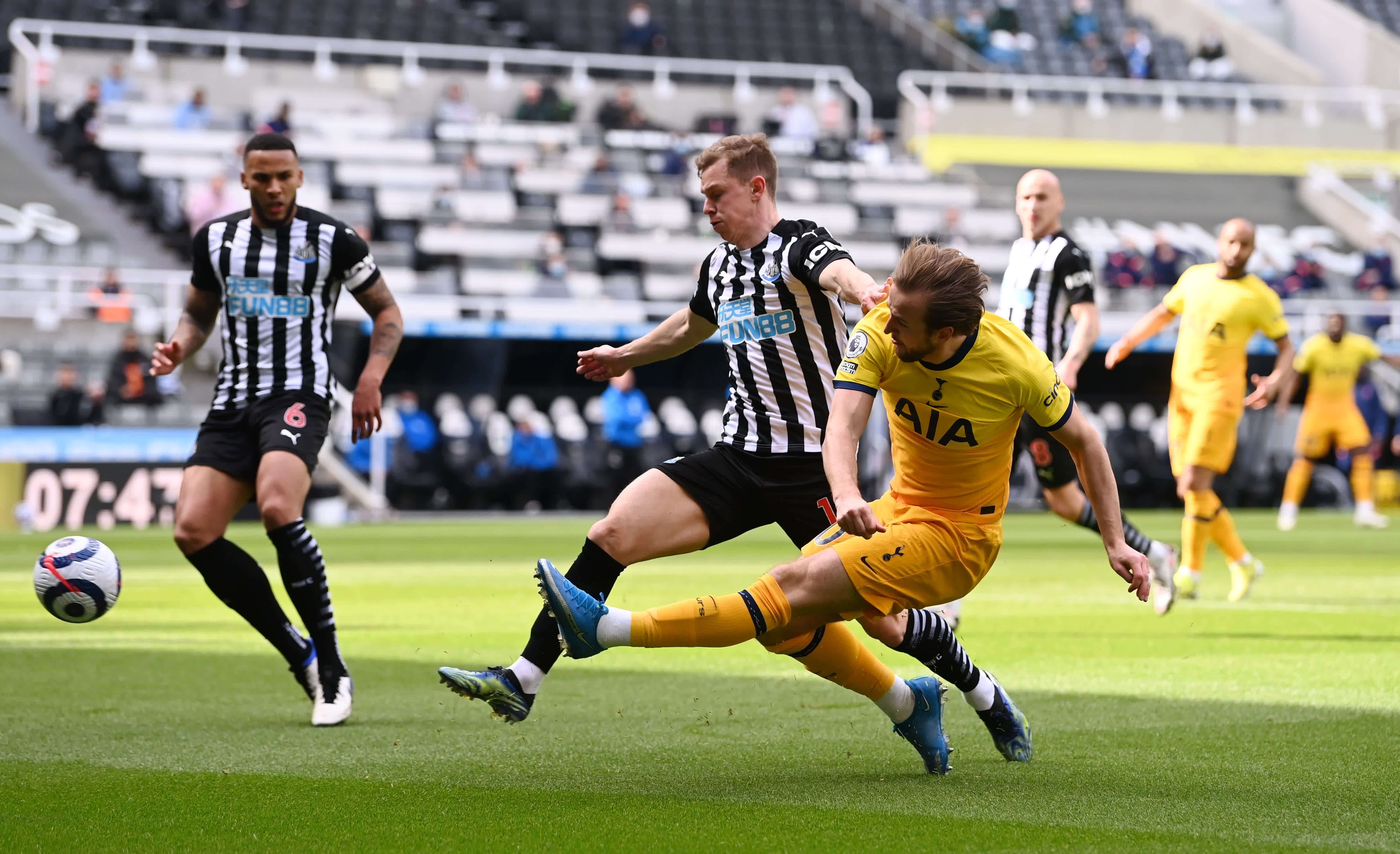 揭幕战的意 揭幕战的意